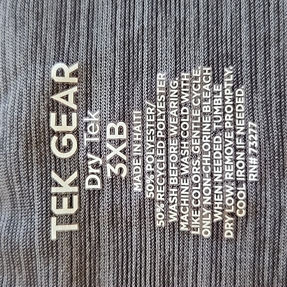 Tek Gear Men's Dry Tek Performance T-shirt. SIZE: 3XLB. GREAT CONDITION. - Picture 5 of 7